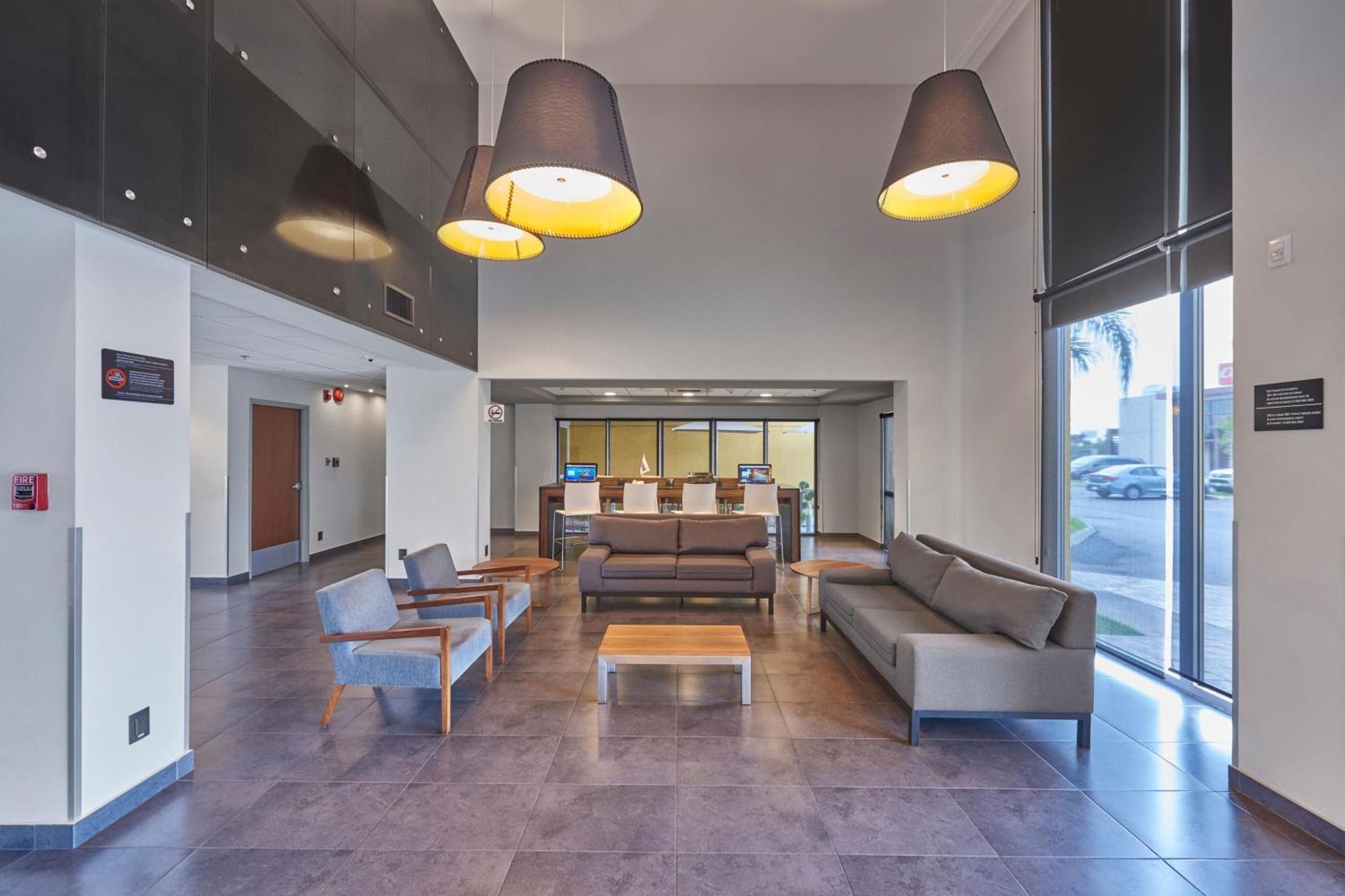 City Express By Marriott Monterrey Norte Rancho Los Encinitos Ngoại thất bức ảnh