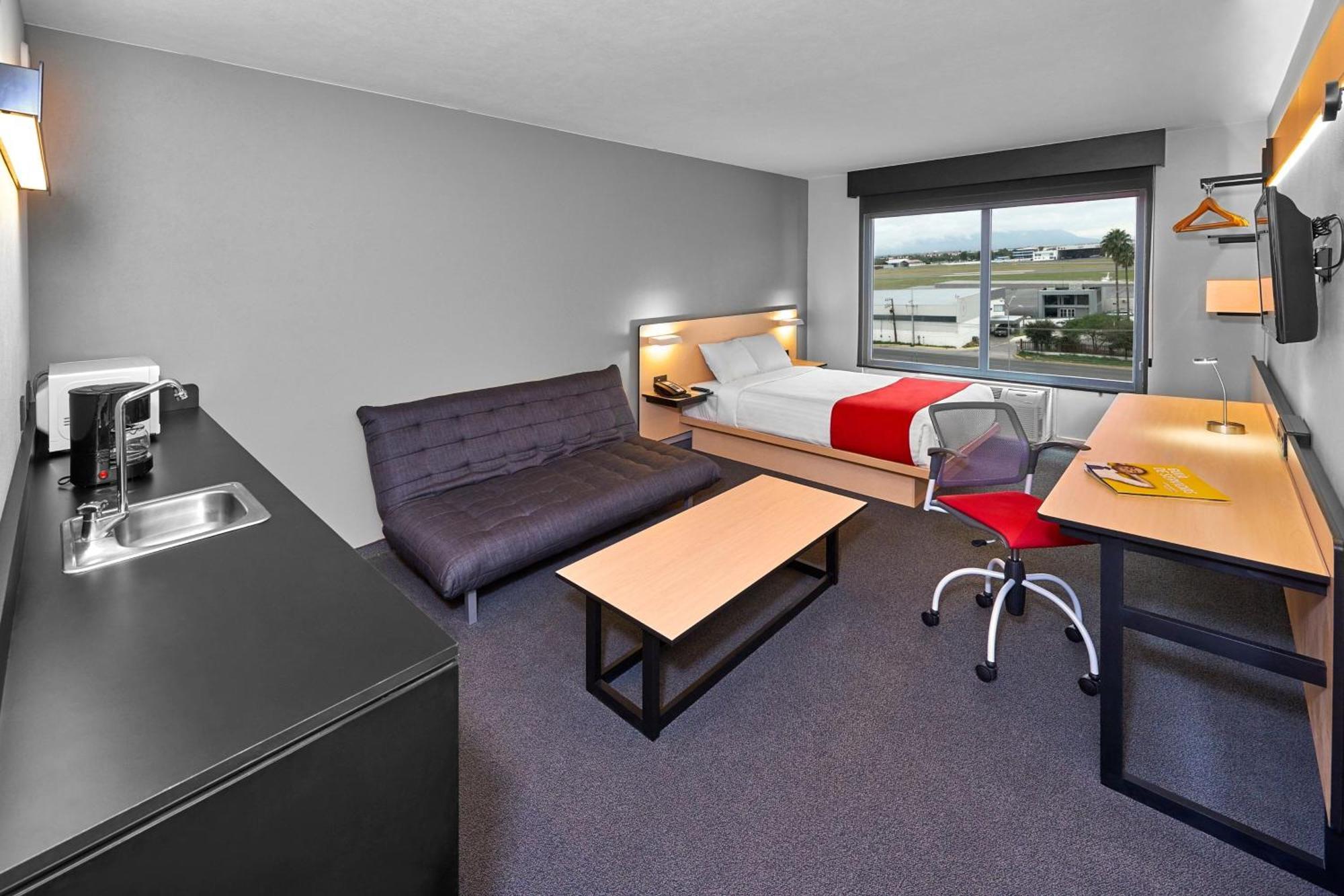 City Express By Marriott Monterrey Norte Rancho Los Encinitos Ngoại thất bức ảnh